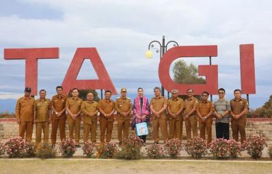 Kunjungan Menteri Pariwisata ke Geosite Hutaginjang